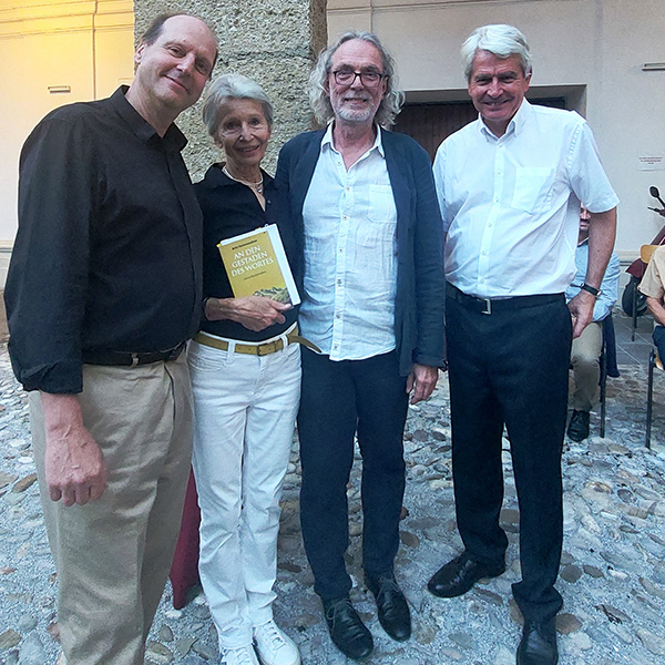 v.l.: Arno Kleibel, Brita Steinwendtner, Klaus Seufer-Wasserthal und Heinrich Schmidinger | © Otto-Müller-Verlag