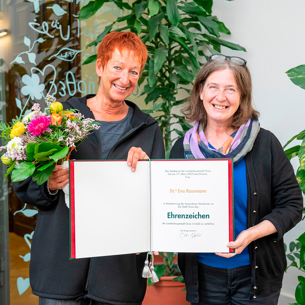 Goldenes Ehrenzeichen der Stadt Graz für Eva Rossmann