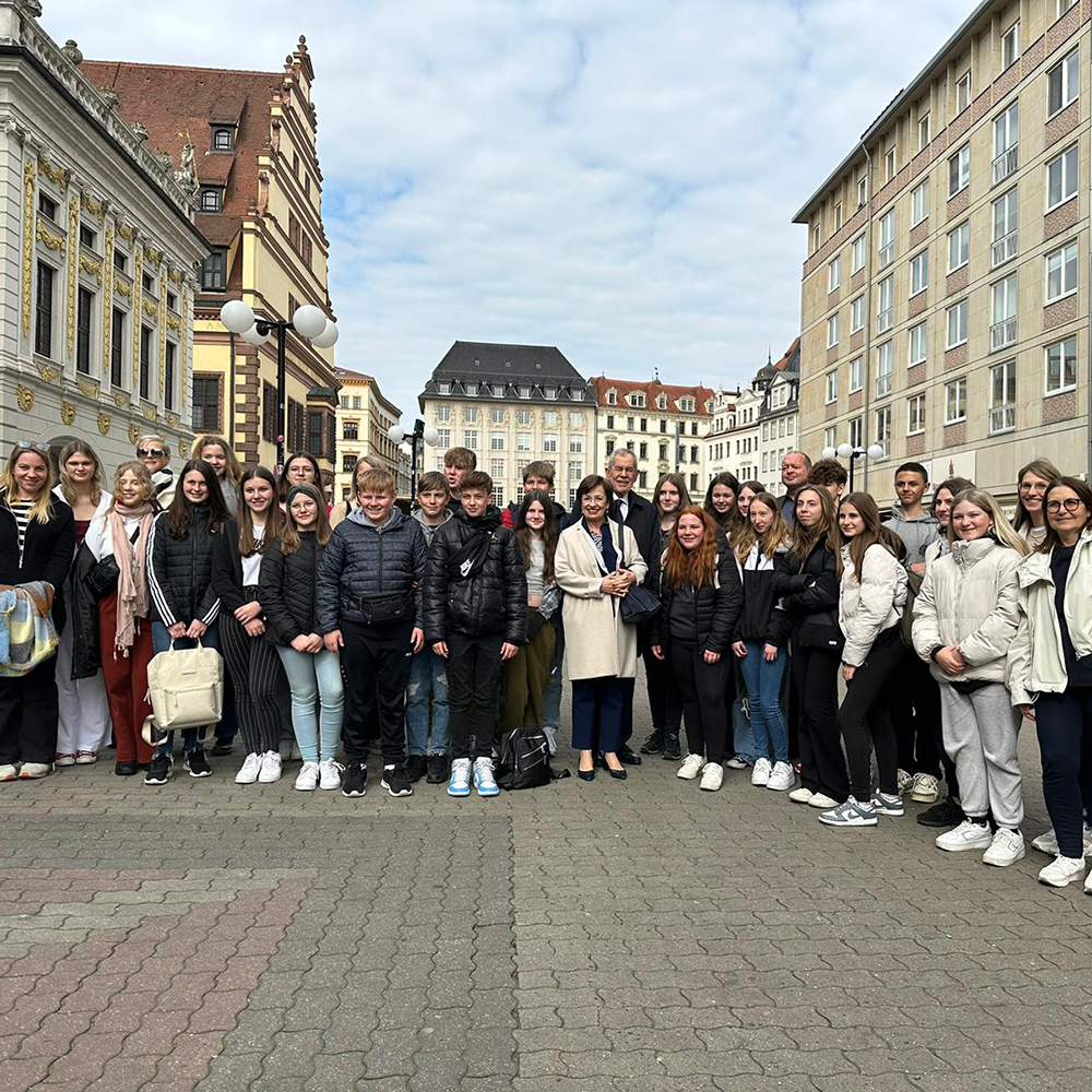 Buchhandlung Desch-Drexler mit Schülerinnen und Schülern in Leipzig