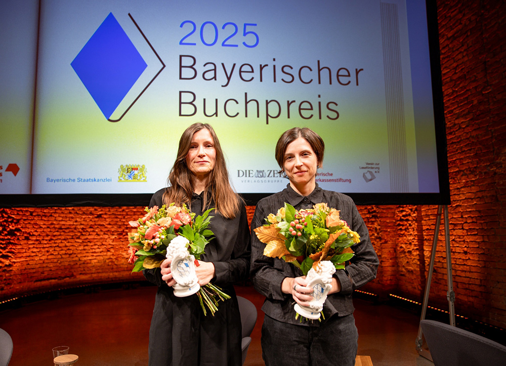 Bayerischer Buchpreis 2025: Preistraegerinnen Heike Geissler und Dorothee Elmiger | © Yves Krier