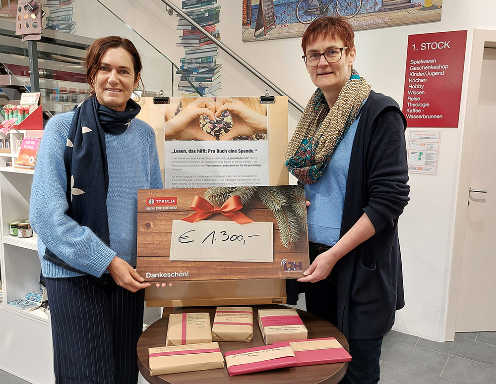 Dir. Andrea Jonach und Filialleiterin Helga Reder | © Tyrolia Bludenz