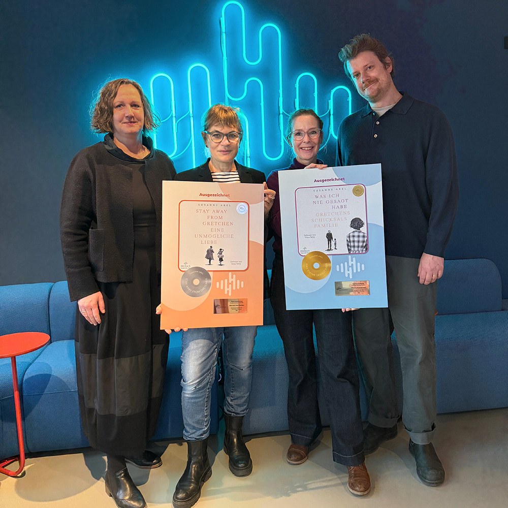 Christin Dwertmann, Autorin Susanne Abel, Sprecherin Vera Teltz und Colin Hauer | © Hörbuch Hamburg Verlag