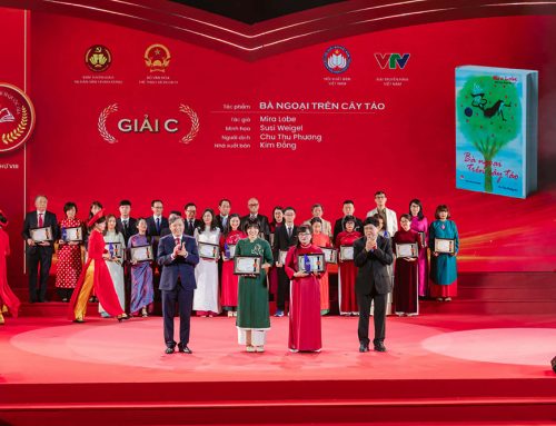 Kinderbuchklassiker „Die Omama im Apfelbaum“ mit Vietnamesischen Staatspreis ausgezeichnet