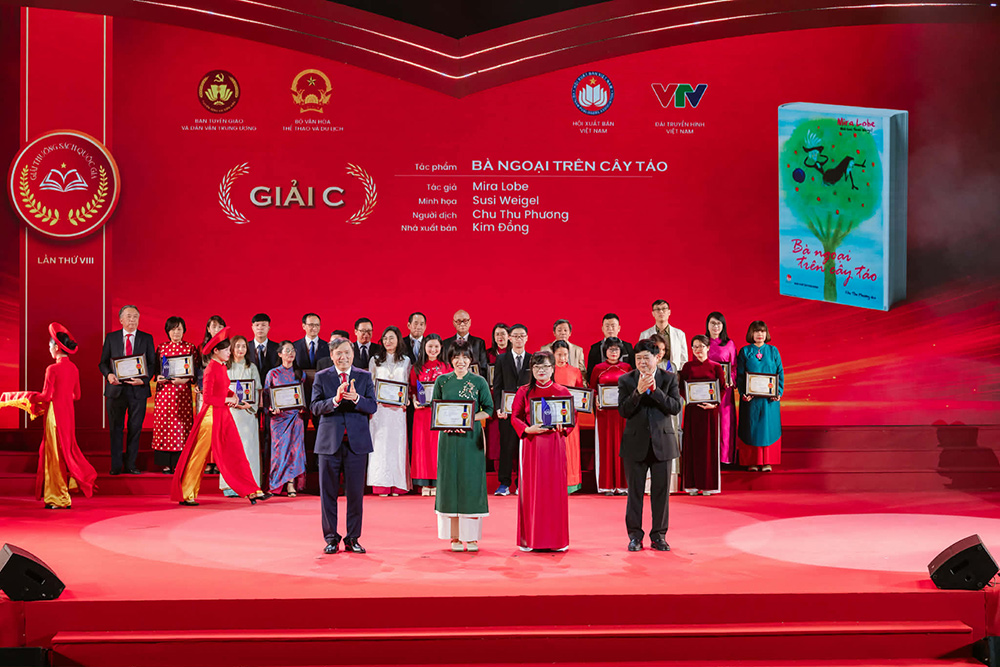 Verleihung des vietnamesischen Staatspreises | © Kim Dong Verlag